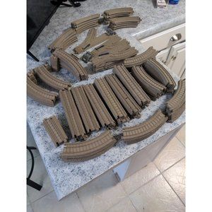 Thomas Limited Track Lot Of 125+ Piece Motorized Train Tracks Tan Beige